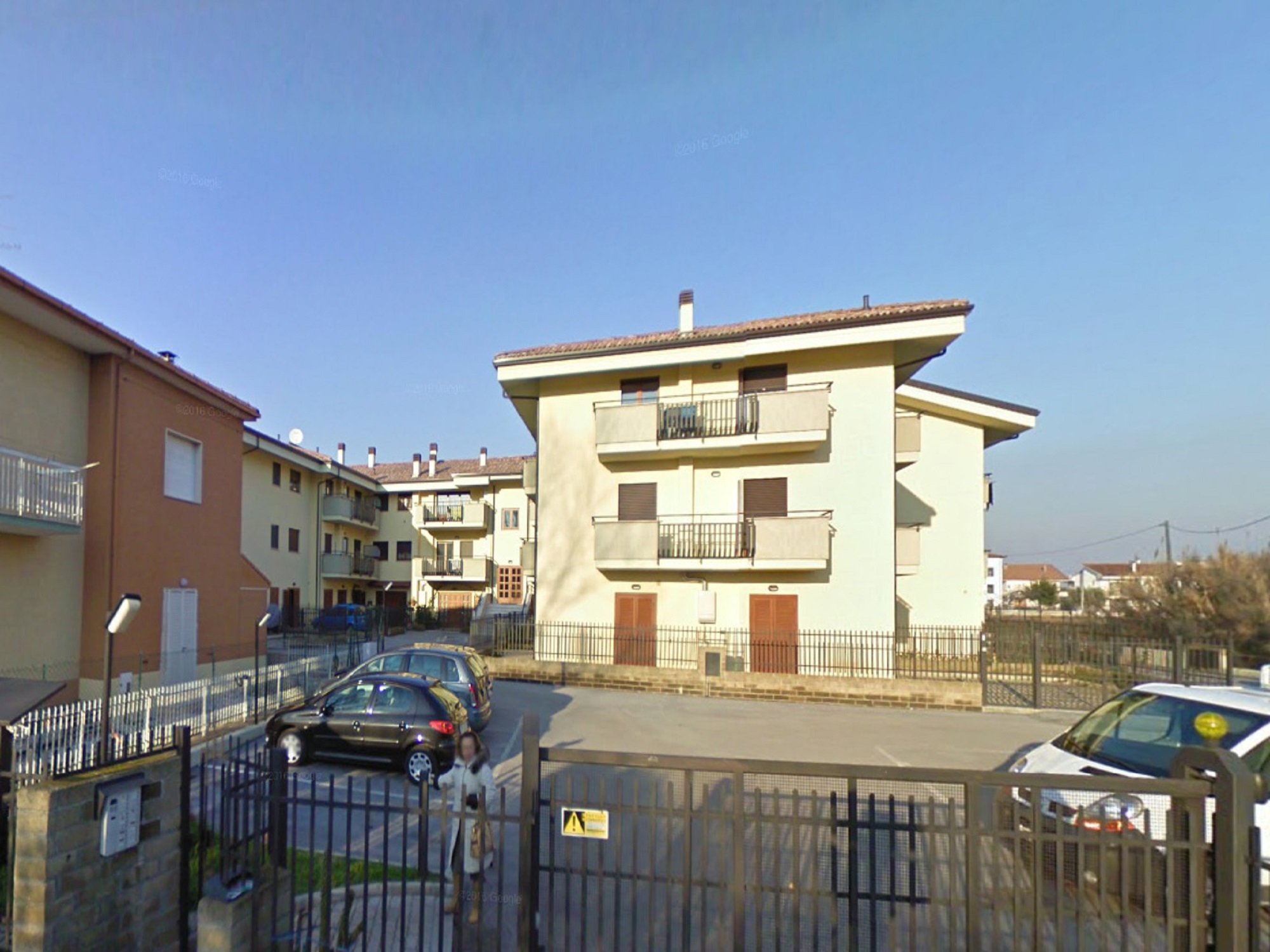 Appartamento in Via S. Giulio Frontino